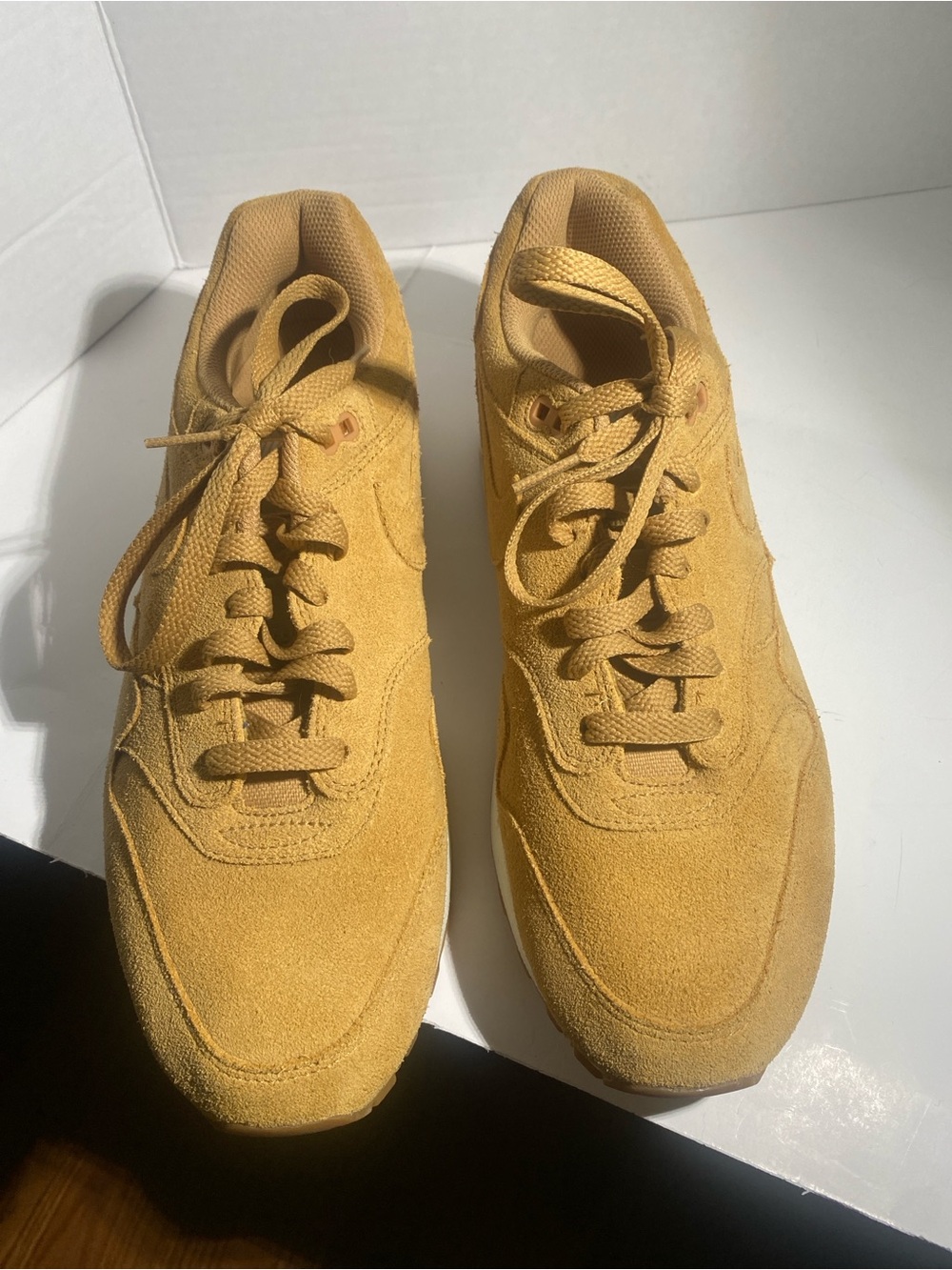 Nike Air Max 1 Premium "Wheat" (also commonly called the "Flax" colorway). - Picture 5 of 7